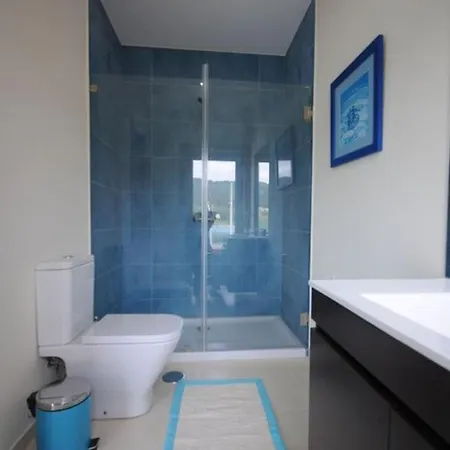 Superb 5 Bedrooms Agobar Tennis Court ヴィラ エシュポゼンデ