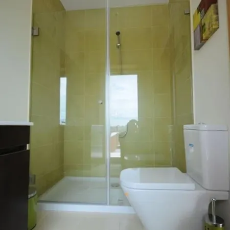 Superb 5 Bedrooms Agobar Tennis Court Walking Distance To * エシュポゼンデ