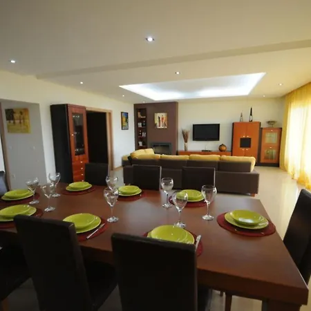 Superb 5 Bedrooms Agobar Tennis Court * Esposende