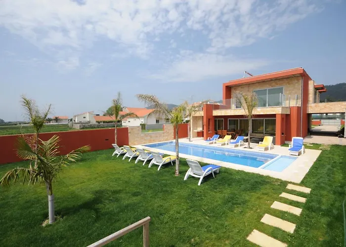 Villa Superb 5 Bedrooms Agobar Tennis Court *